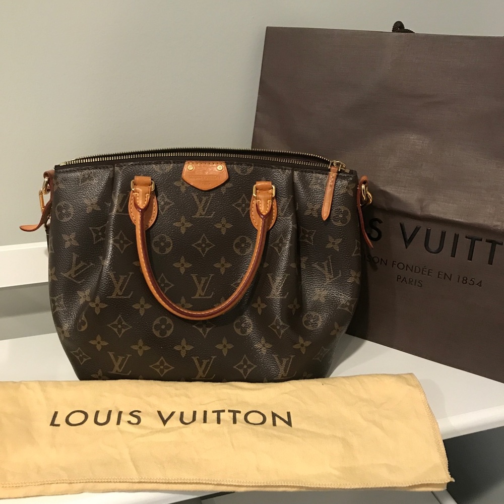 SOLD Louis Vuitton Turenne PM